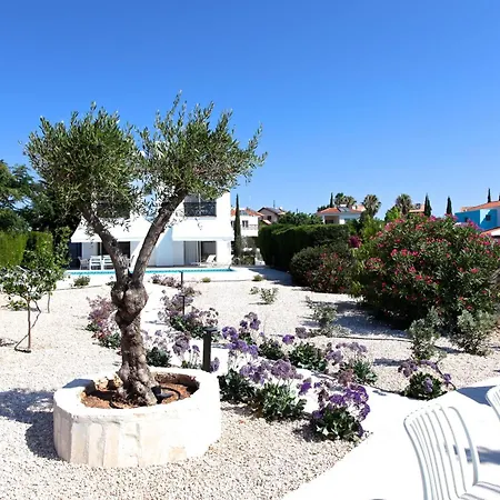 Pantheon Pissouri